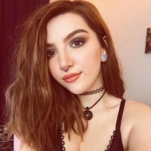 Meet your Posher, Paige